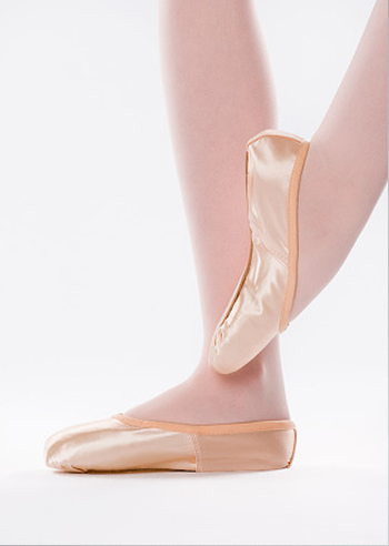 Freed Classic Light Ballet Pointe Shoes for Girls and Women